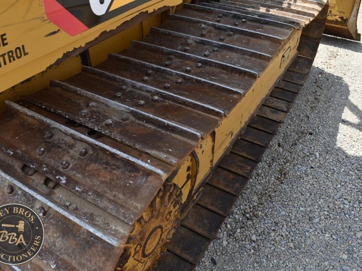 2019-caterpillar-d5k-lgp-image-56