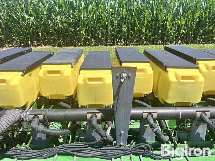 john-deere-1730-image-19