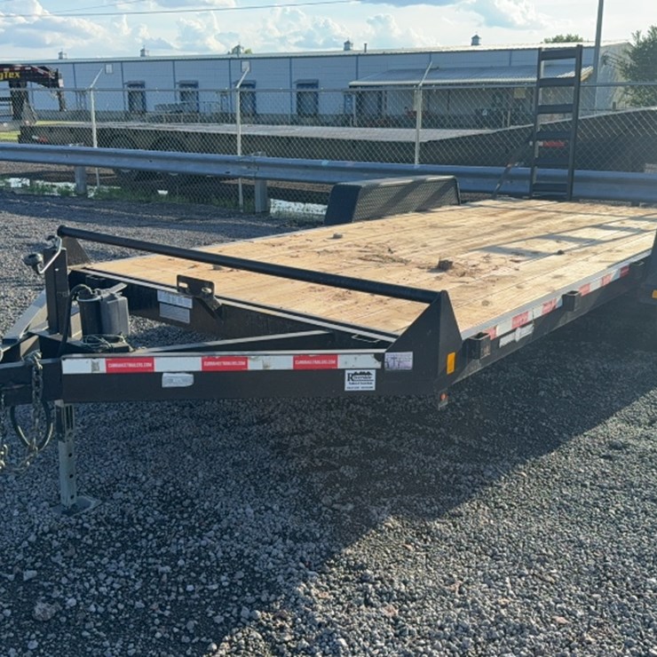 #3070 • 2021 CURRAHEE 18' BUMPER PULL TRAILER
