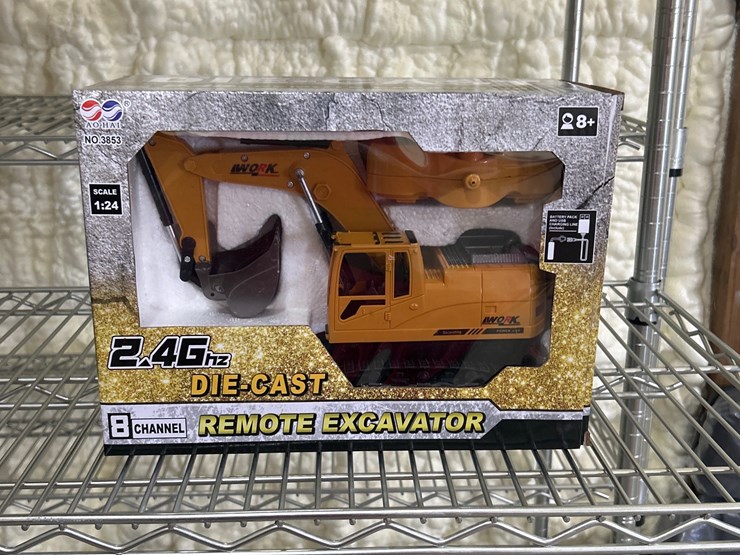 #196-•-remote-controlled-excavator-toy-image-1