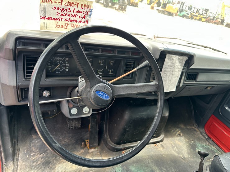 1992-ford-f700-image-49