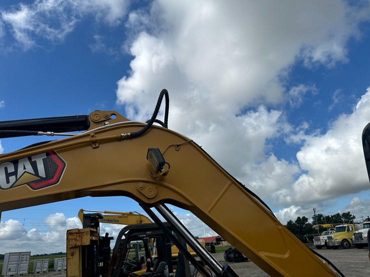 2015-caterpillar-306e-image-23