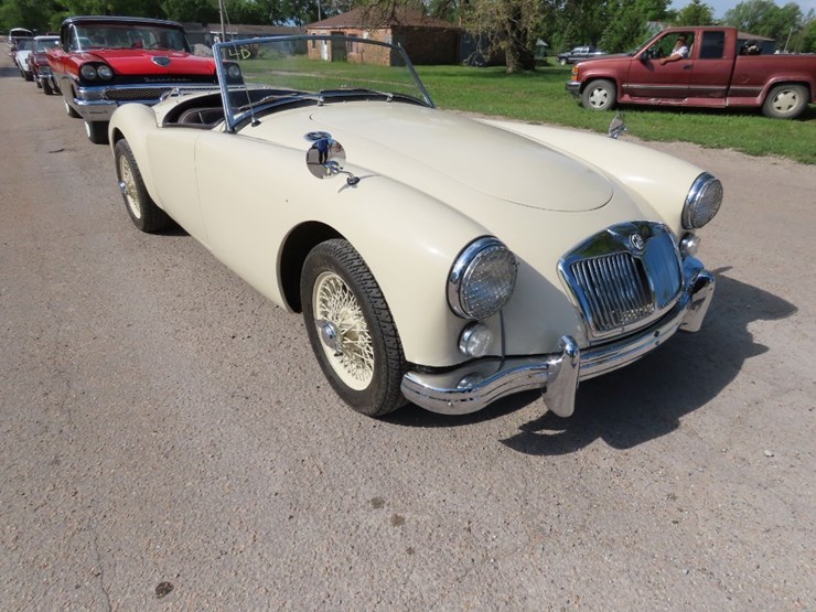 1959-mg-mga-roadster-image-1