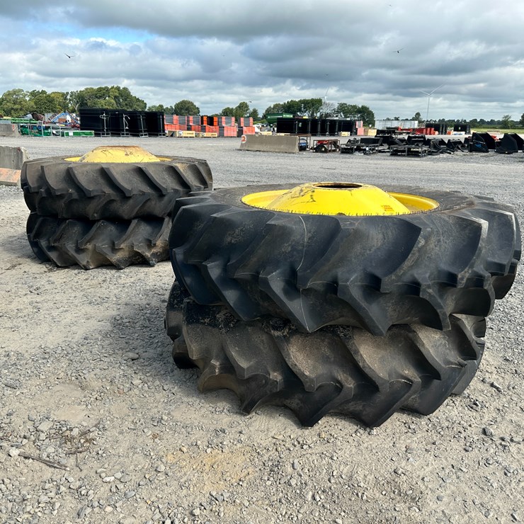 #68 • Lot of (4) 520/85R42 Combine Tires w/Rims Inv#: 25910