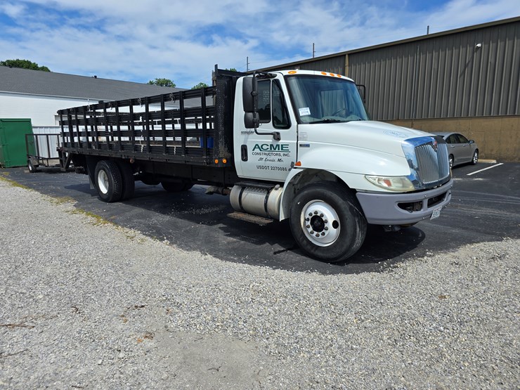 2012-international-durastar-4300-image-43
