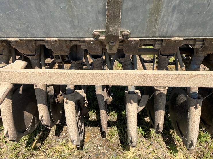john-deere-10-image-12