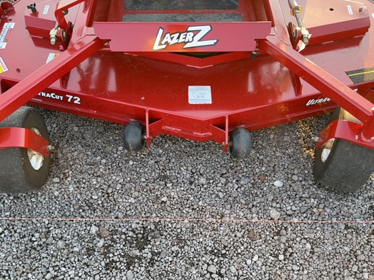 #3084-•-exmark-lazer-z-zero-turn-mower-image-4