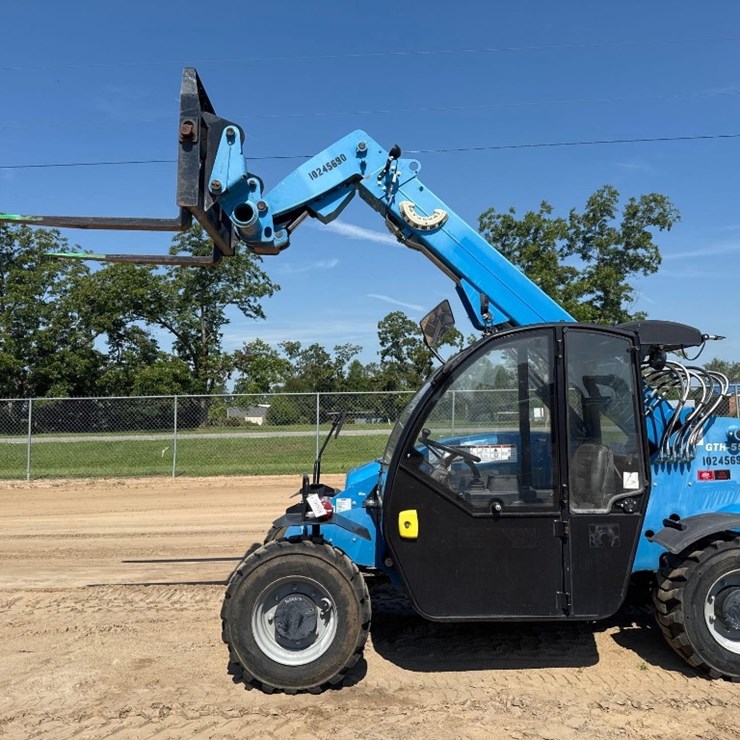 2018 GENIE GTH5519