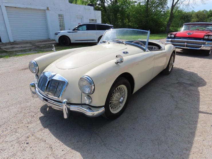 1959-mg-mga-roadster-image-5