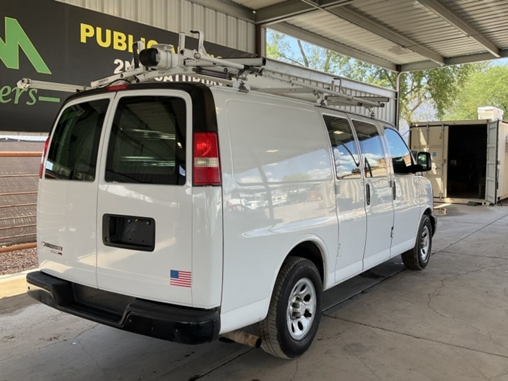 2014-chevrolet-express-1500-image-7