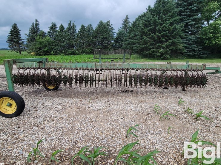 john-deere-400-image-4