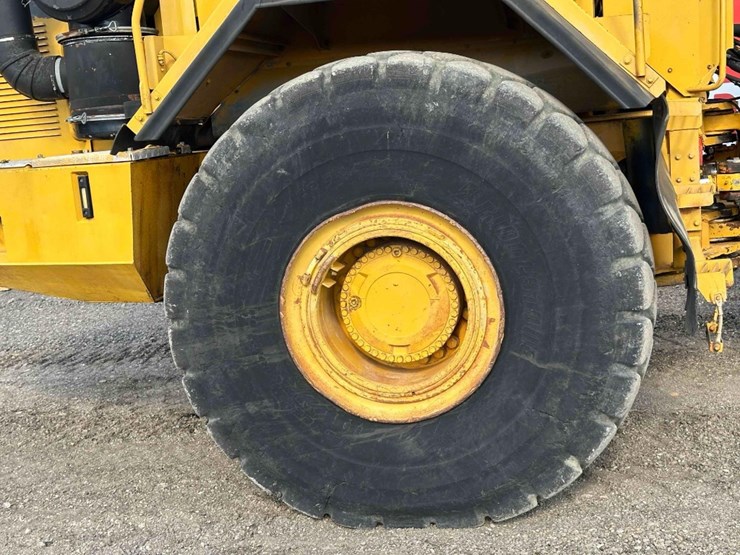 1998-volvo-a40-image-35