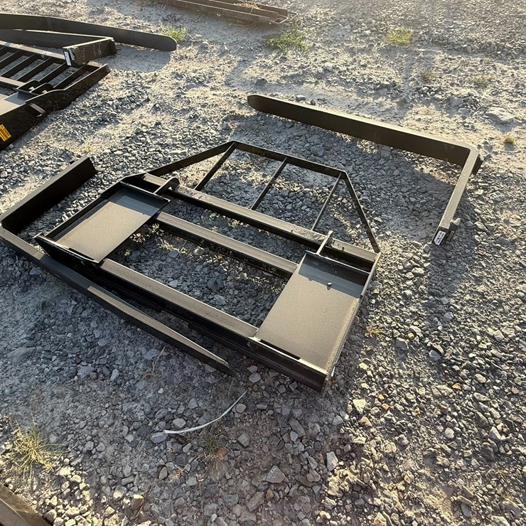 #2066 • Unused Mower King SA 58" Skid Steer Forks Inv#: 25099