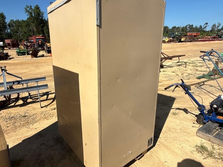 2393---boh-storage-cabinet-image-3