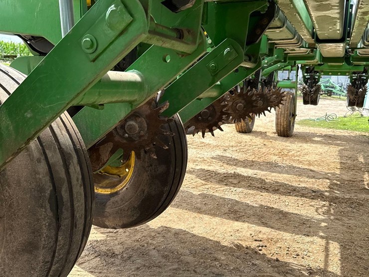 john-deere-1770nt-image-10