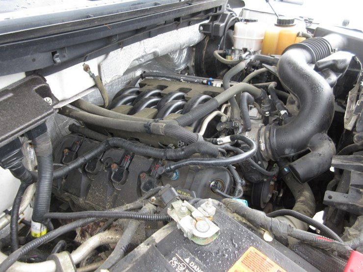 2011-ford-f150-image-25