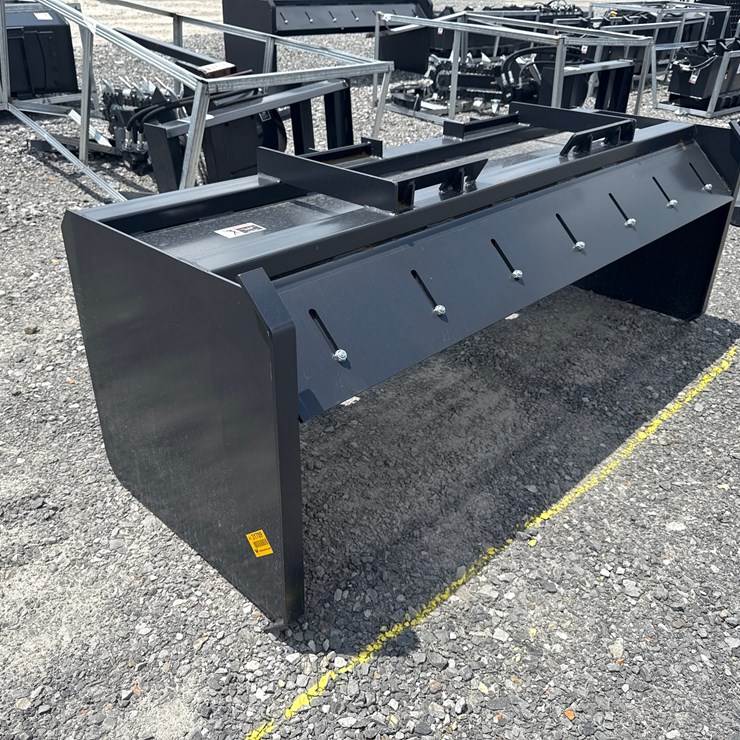 #2012 • Unused JCT 84" Skid Steer Pusher BoxInv#: 31709