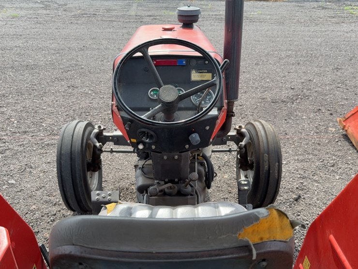 massey-ferguson-261-image-14