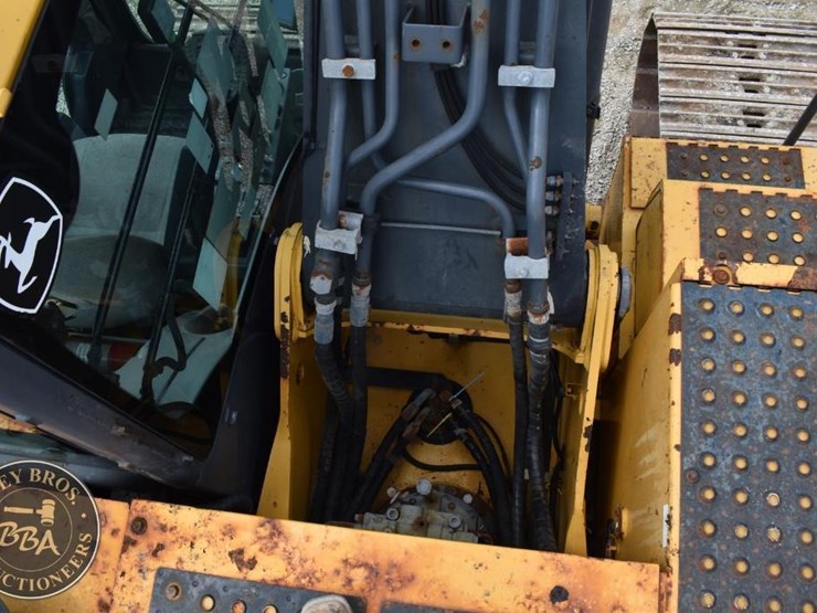 2018-deere-210g-lc-image-76
