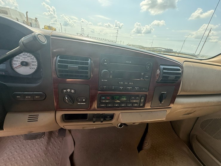 2006-ford-f250-lariat-image-52