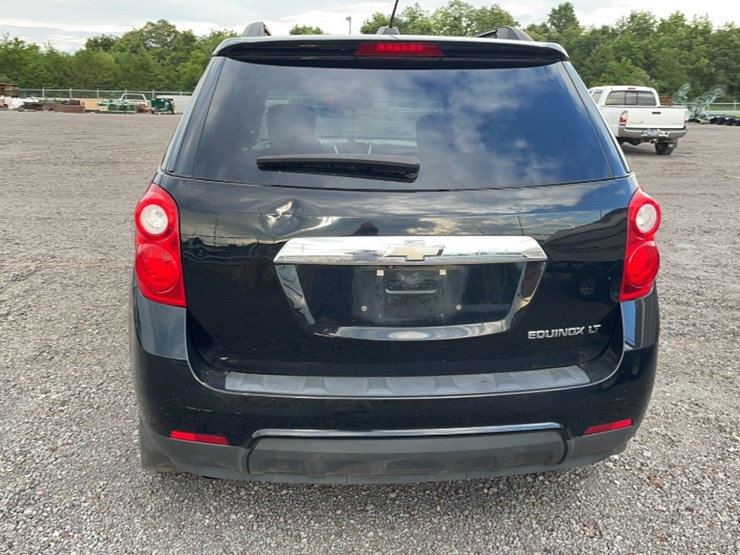 2015-chevrolet-equinox-lt-image-10