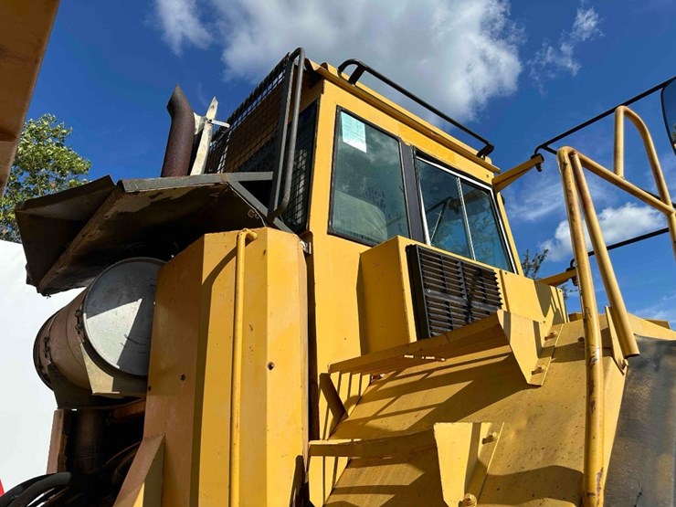 1998-volvo-a40-image-23