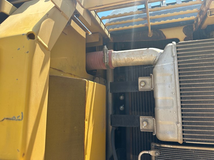 komatsu-pc200-image-64