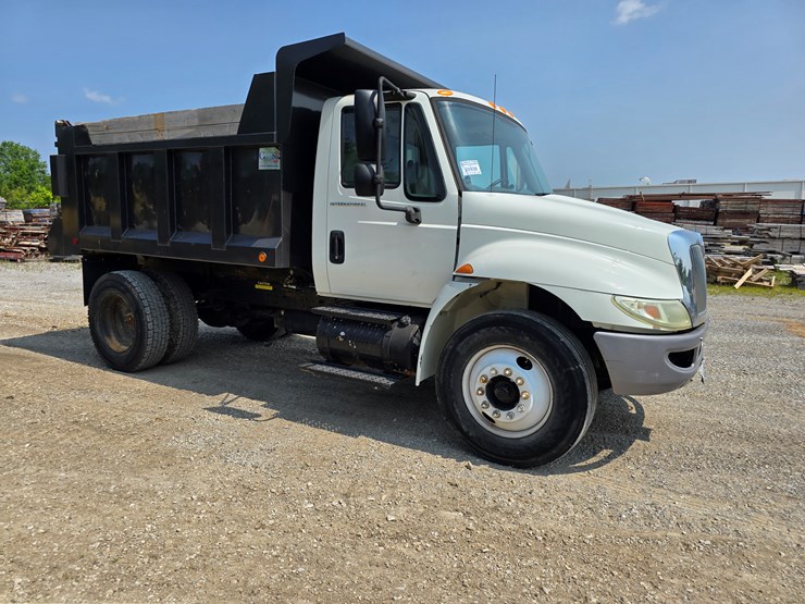 2007-international-durastar-4300-image-41