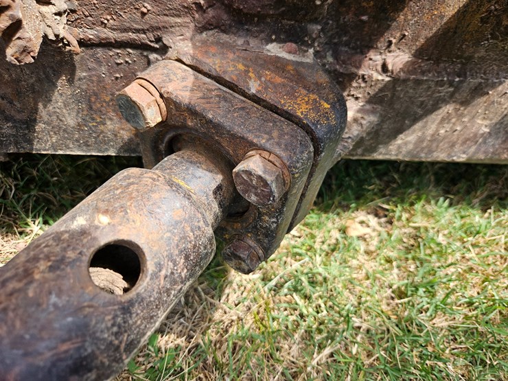 caterpillar-d4d-image-97
