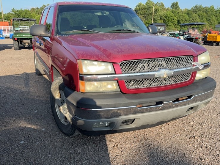 2005-chevrolet-1500-image-3