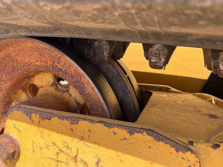 2019-caterpillar-259d-image-11