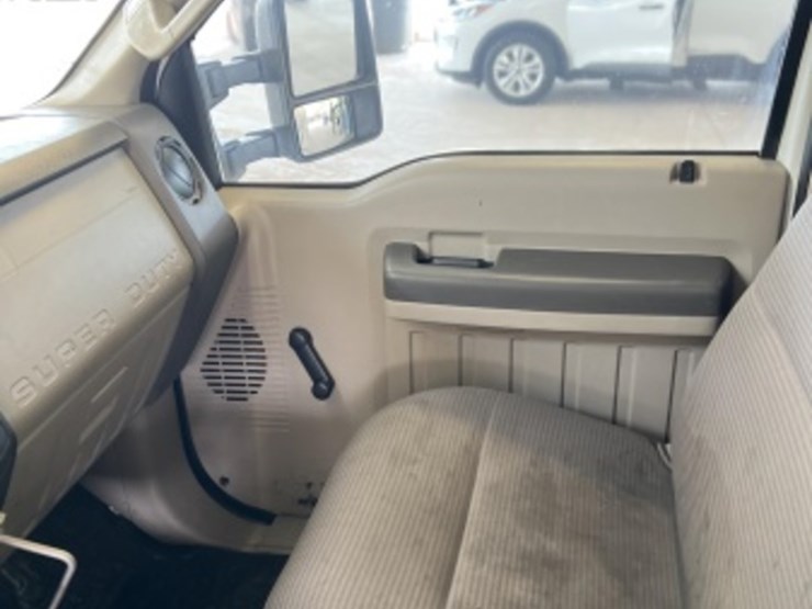 2008-ford-f450-image-32