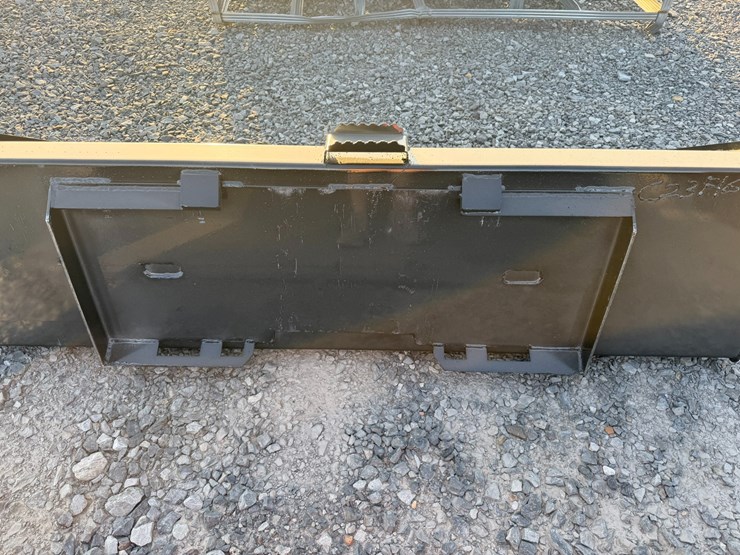 #2091-•-kc-78”-bucket-w/-single-blade-inv#:-25298-image-5