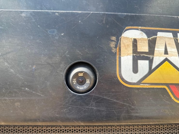 2021-caterpillar-259d3-image-17