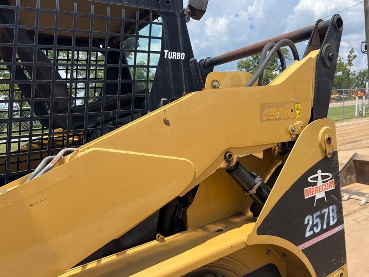 caterpillar-257b-image-18