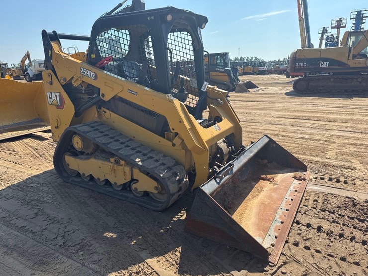 2021-caterpillar-259d3-image-3