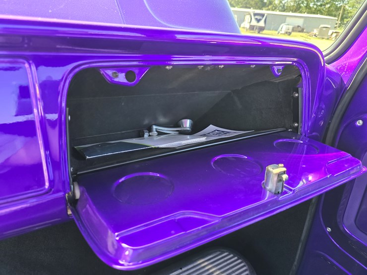 1964-chevrolet-c10-image-86