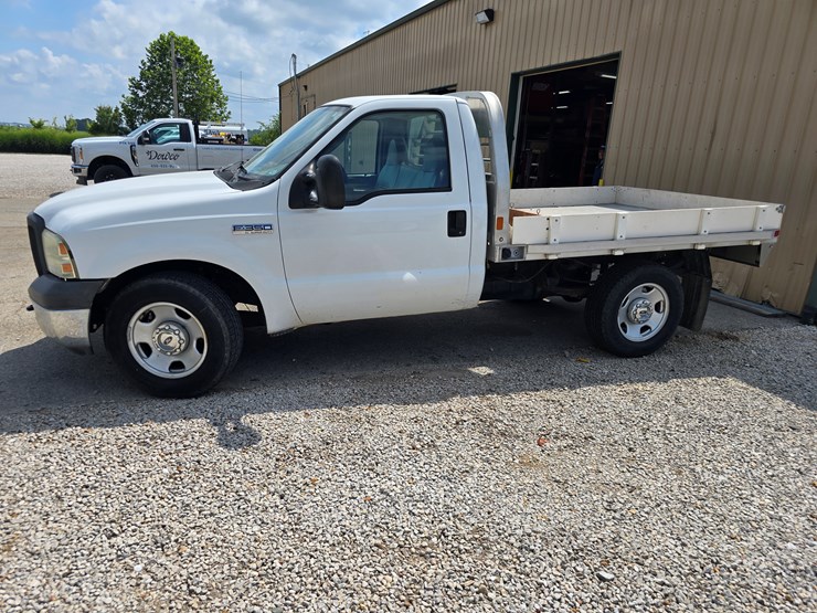 2005-ford-f350-image-6