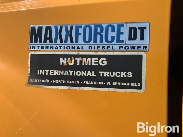 2010-international-workstar-7300-image-14