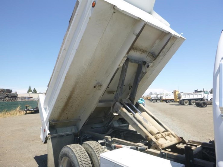 2019-ford-f650-image-12