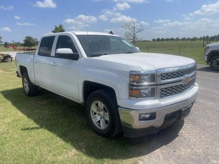 2015-chevrolet-silverado-1500-lt-image-4