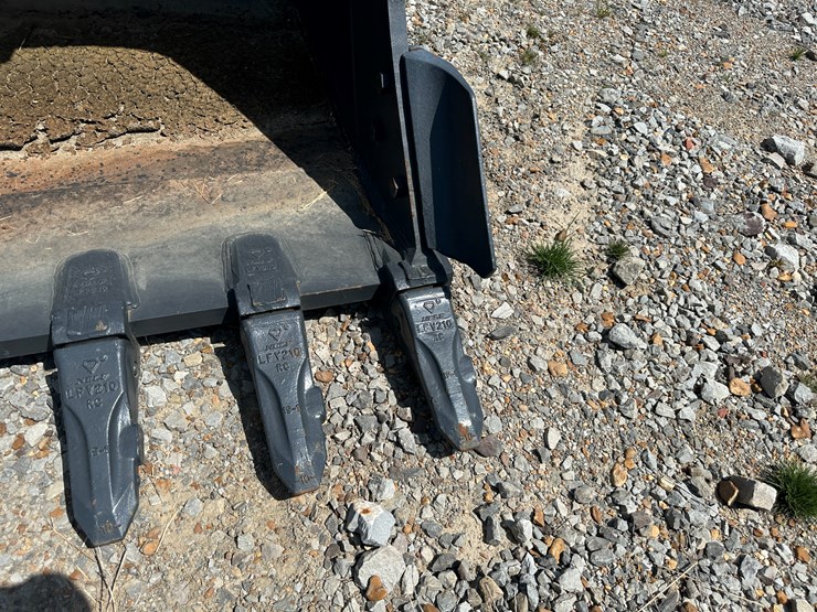 deere-200-image-8