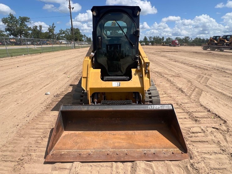 2015-caterpillar-259d-image-7