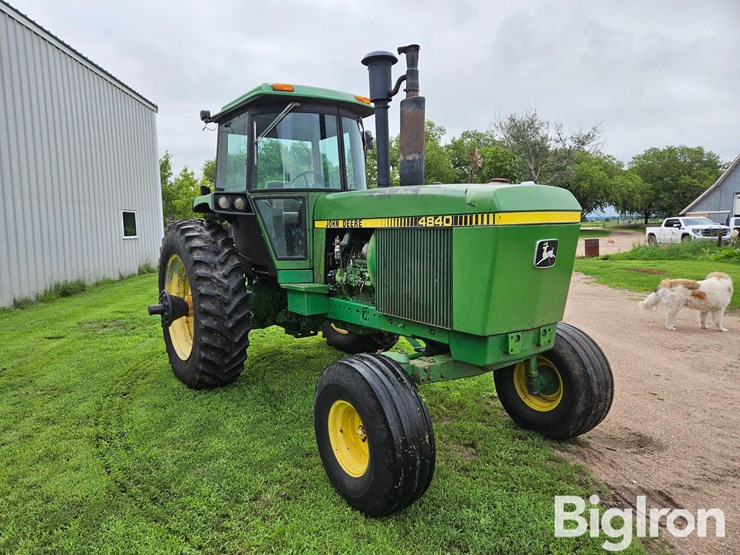 1979-john-deere-4840-image-3