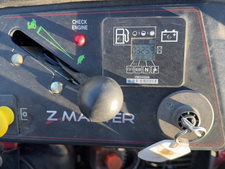 #3092-•-2013-toro-z-master-zero-turn-lawn-mower-image-13