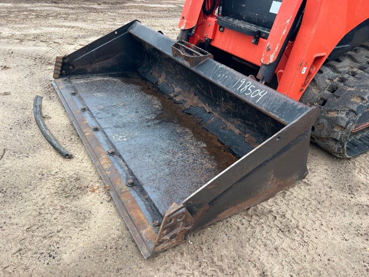 kubota-svl97-2-image-8