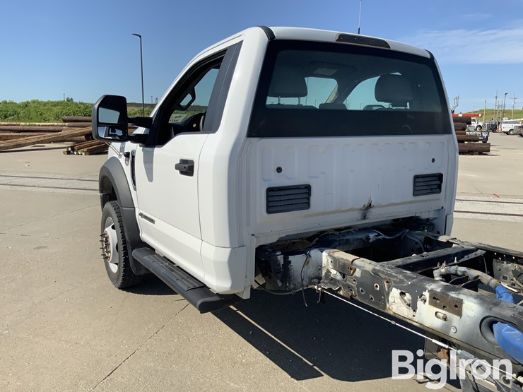 2018-ford-f550-xl-image-16
