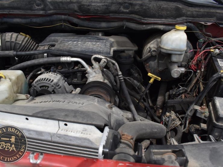 2005-dodge-2500-image-42