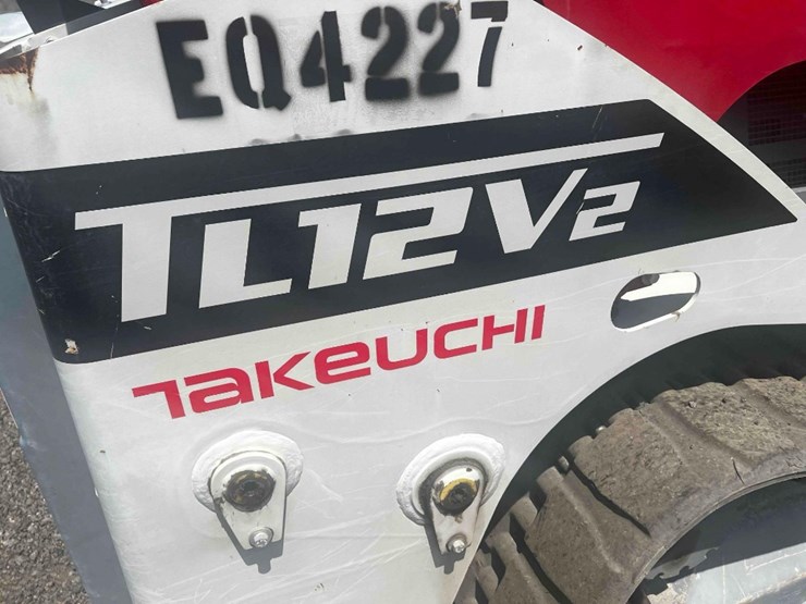 2021-takeuchi-tl12v2-image-18
