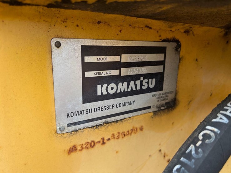 1995-komatsu-wa320-1-image-27